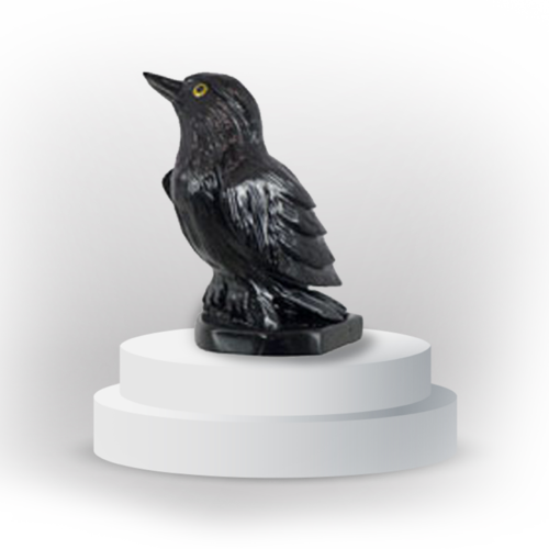 Raven animal totem in black onyx, and made in Peru, symbolizing guidance and reconnection with magic